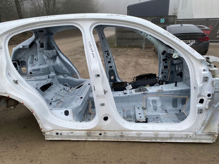 фото №13, 2020 alfa romeo stelvio кузов