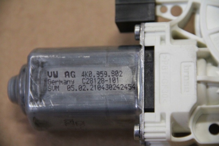 фото №5, Моторчик стёкла дверь правые зад vw arteon 4k0959902 новый