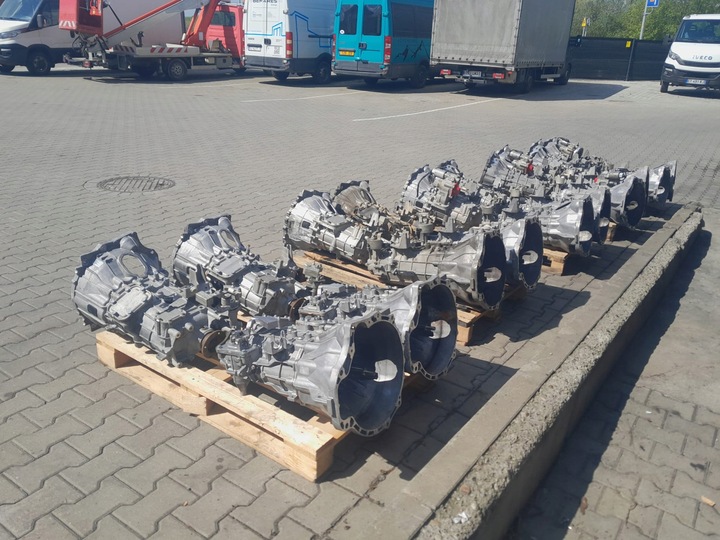 фото №14, Коробка передач коробки передач 6 iveco daily 3.0 14 8873021 тип 2840.6 20m17