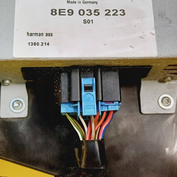 фото №10, Динамик сабвуфер усилитель audi a4 b6 8e9035382 / 8e9035223 nr1029