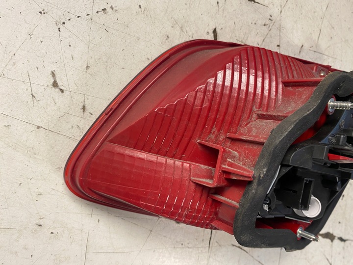 фото №8, Vw touran ii лампа левый зад w крышка багажника 1t0945093