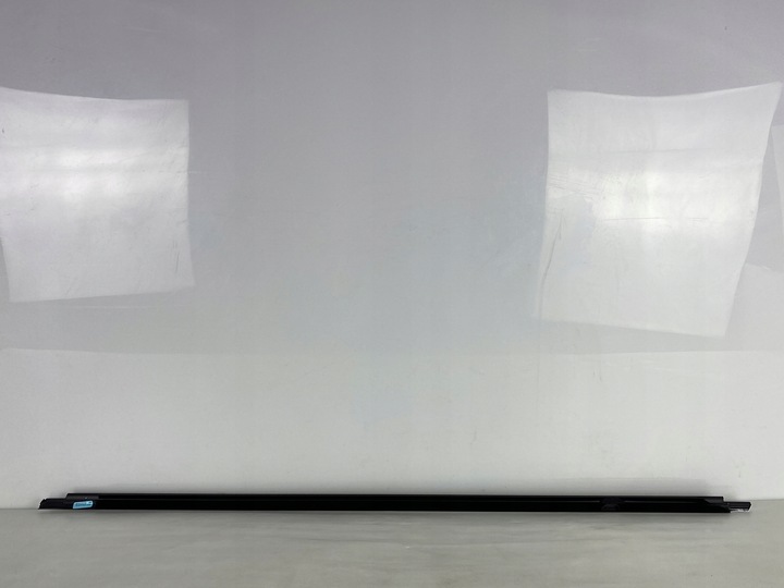 фото №2, Volkswagen passat b8 sedan планка дверь правые перед наружная 2014-2022