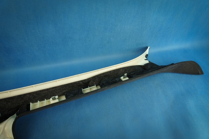 фото №8, Захист оббивка стійка перед лівий audi a8 s8 4h0867233c 25m алькантара