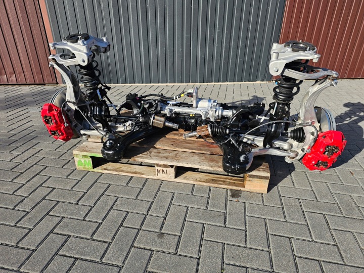 фото №7, Tesla y 2025 juniper performance підвішування підрамник поворотна опора перед awd