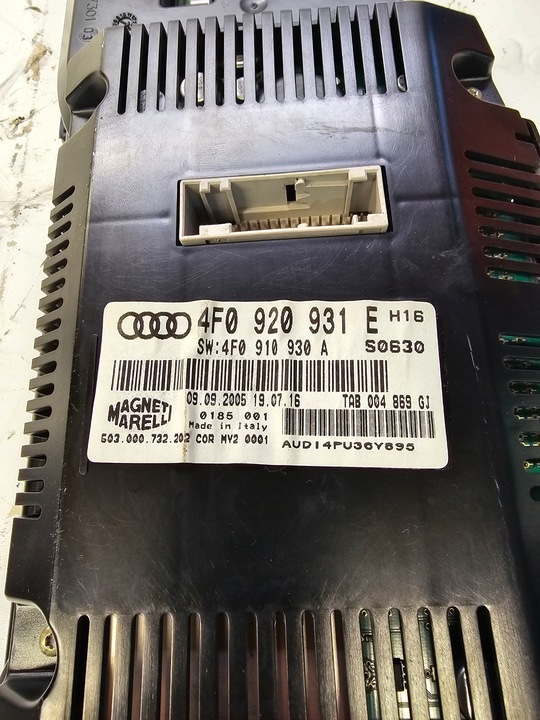 фото №7, Спідометр  прилади audi a6 c6 3.2 fsi 4f0920931e eu