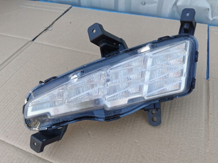 фото №9, Hyundai i30 iii рестайлинг 20- галоген led drl левые перед передний
