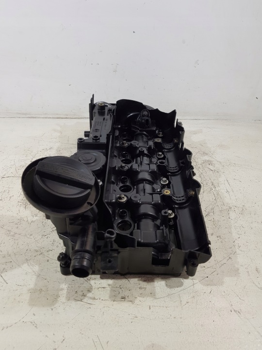 фото №6, Крышка клапанов 7810584 bmw e90 e87 e91 x3 2.0 d n47d20c