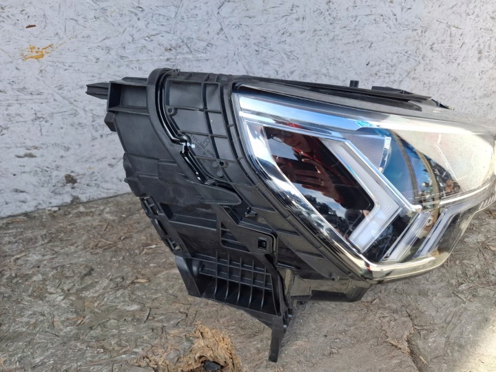 фото №10, Audi q3 2019-25 год 83a941034 фара правая полный led
