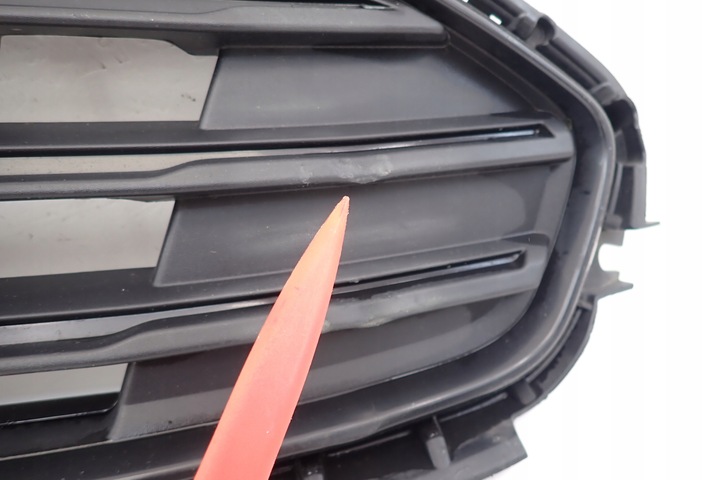 фото №4, Ford transit connect mk2 рестайлінг 18r-- решітка радіатора решітка