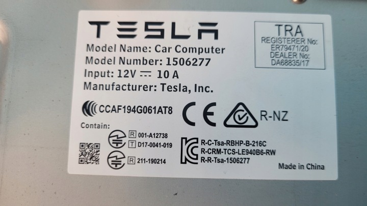 фото №15, Tesla модель 3 21r модуль блок керування  комп'ютер 1566786-81-c 1506277