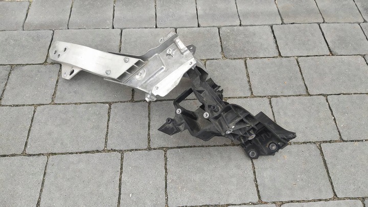 фото №1, Mercedes w213 16- панель кріплення фар кронштейн фара праві