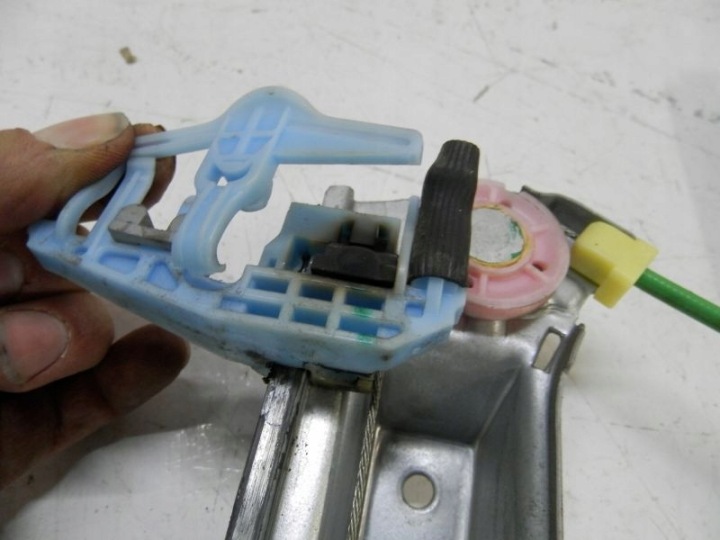 фото №8, Opel corsa d подъемник стекла электрический левые перед 013314156lh 3d