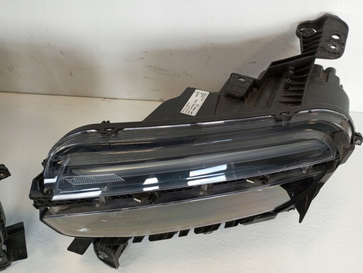 фото №8, Фара лампы полный led jeep avenger 52218719 52218715