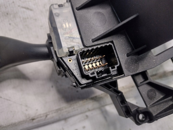 фото №16, Перемикач комбінований ford kuga mk1 i 2,0tdci 4m5t-13n064-hh