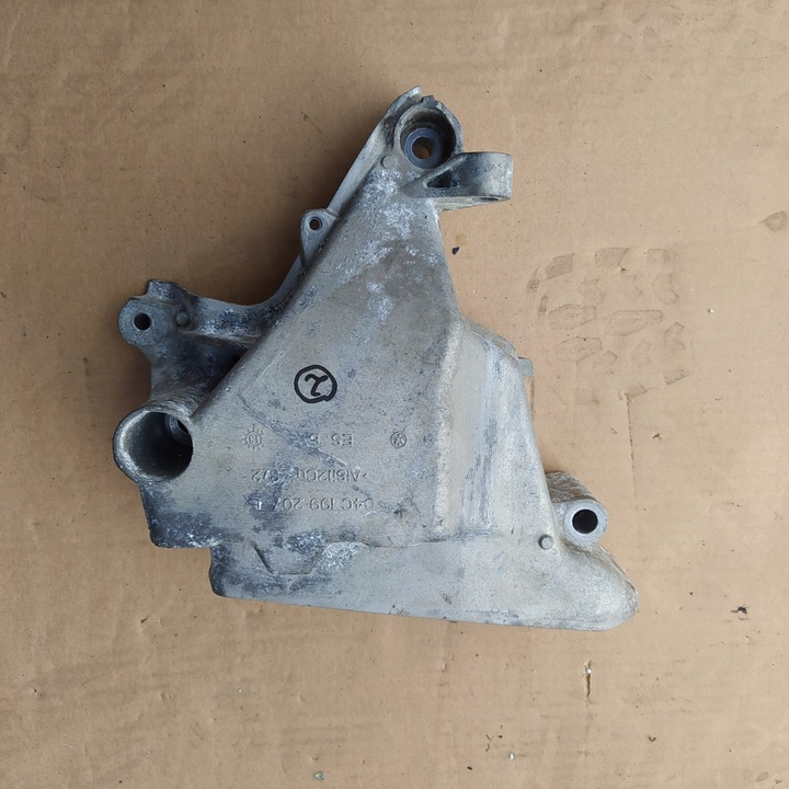 фото №1, Лапи двигателя 04c199207e vw up mii citigo 1.0mpi