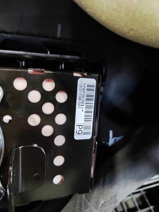 фото №12, Панель раздаточная капот подушка пассажира европа honda hrv hr-v ii