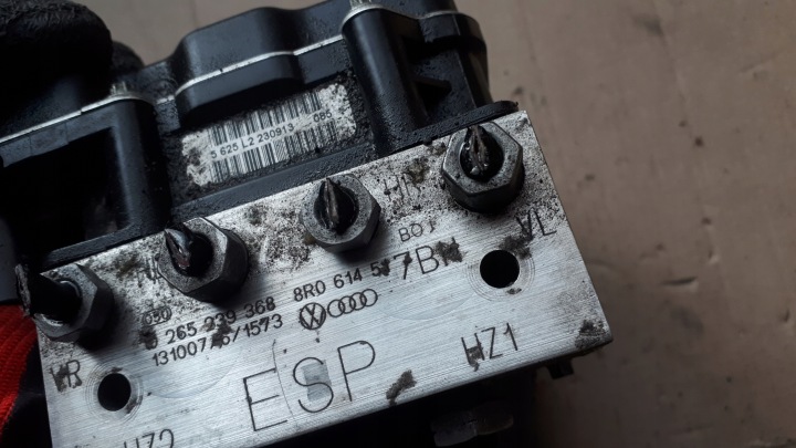 фото №6, Sq5 8r q5 рестайлинг главный тормозной цилиндр abs 8r0907379af