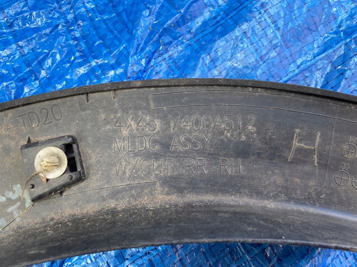 фото №5, Mitsubishi eclipse cross 17- накладка крила планка na крило правий зад