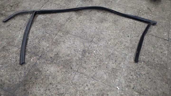 фото №6, Прокладка скла лівий перед ford fiesta mk6