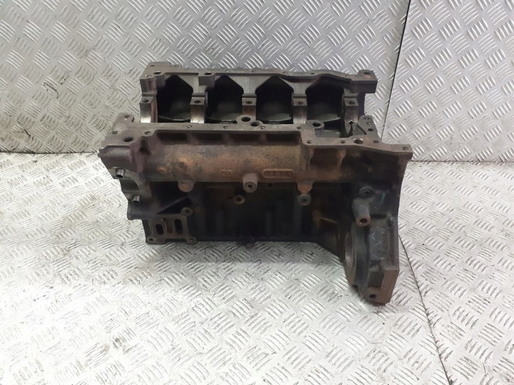 фото №10, Блок  двигуна ford mondeo mk3 2.0 tdci 2s7q-6015-ae