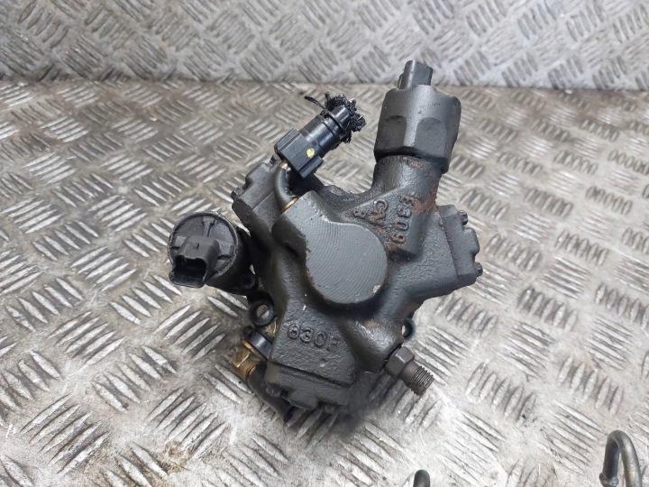 фото №11, Насос паливна рейка  форсунки volvo v50 i s40 ii 2.0 d 9654615580 9647247280