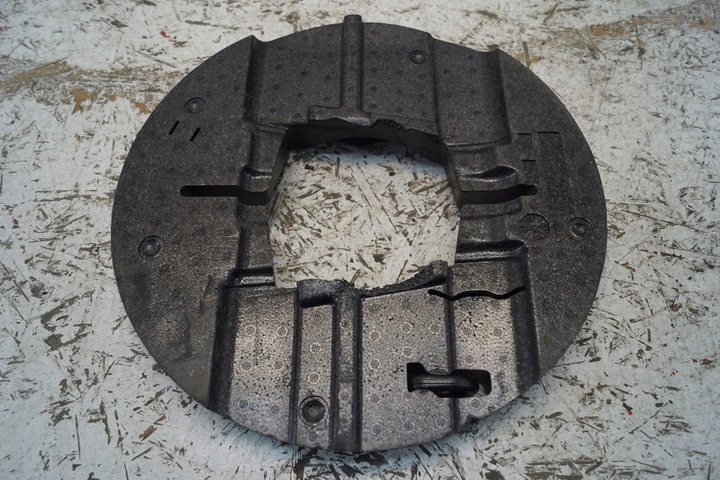 фото №6, Вкладка колёса набор ремонтный ключ audi a4 b9 8w0012109