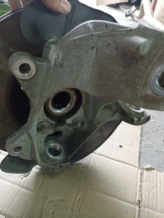 фото №1, Mercedes w177 поворотный кулак ступица диск правые перед