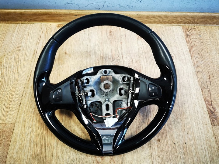 фото №1, Renault clio iv kerownica шкіра круїз-контроль