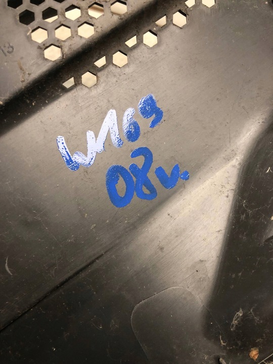 фото №7, Панель под лобовым стеклом mercedes w169 рестайлинг a1698300413