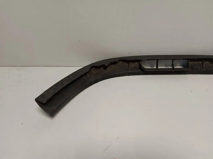 фото №7, Renault clio ii спойлер накладка спойлер левый перед 8200272054