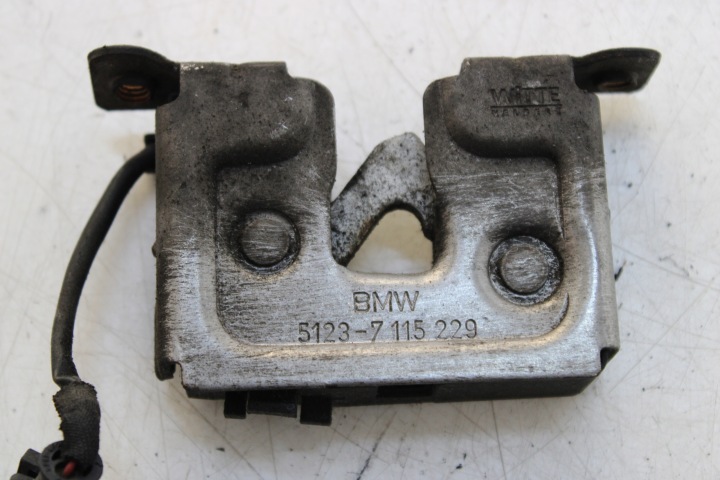 фото №5, Bmw 5 e60 e61 замок капота 7115229