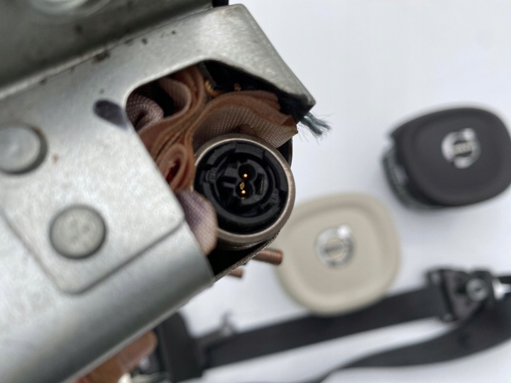 фото №6, Volvo s90 v90 подушка безпеки коліна повітряна подушка водія колінна pas lh usa