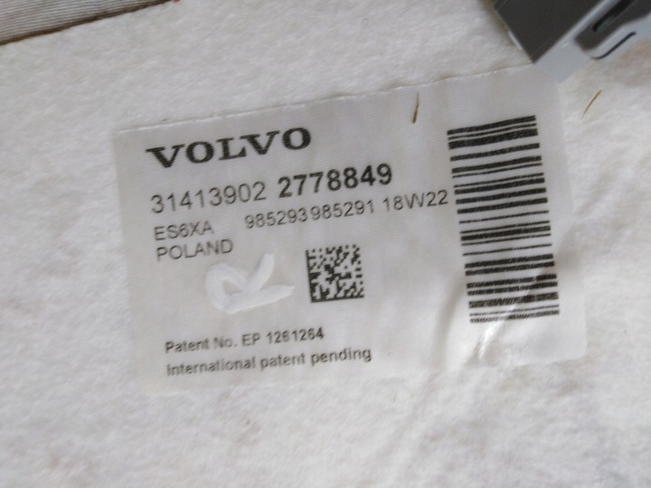 фото №10, Volvo v40 ii рестайлинг 18r коврик нагревательная сиденья перед оригинал eu