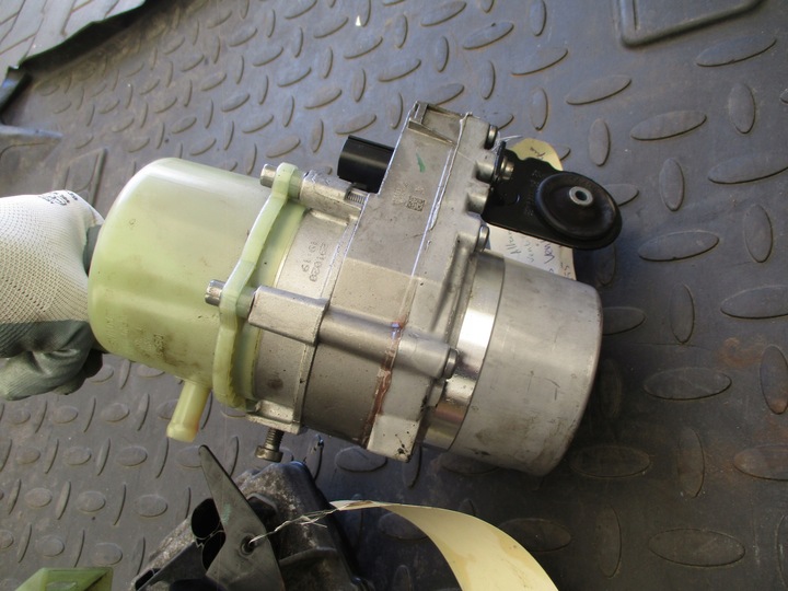 фото №7, Dacia duster sandero насос усилителя 491102845r