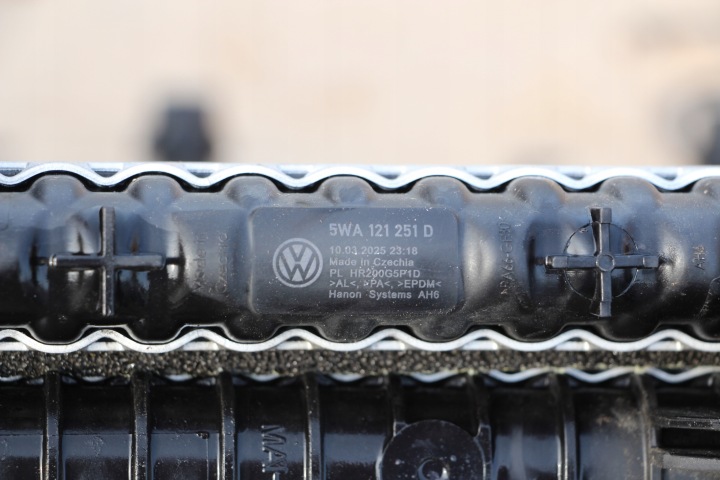 фото №6, 2штуки радіатор основний  audi cupra seat skoda vw golf viii 5wa121251d
