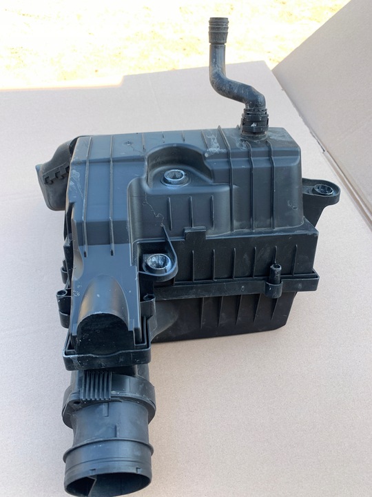 фото №6, 5q0129601ac корпус фільтра повітря vw skoda seat 2.0 tdi оригінал комплект