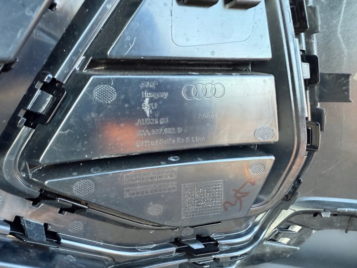 фото №12, Бампер передній перед 4xpdc решітка audi q3 83a s-line sline ly9t 2018-2025