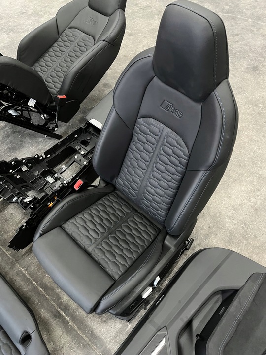 фото №8, Audi rs6 rs7 4k c8 сидіння диван оббивка набір jak нове