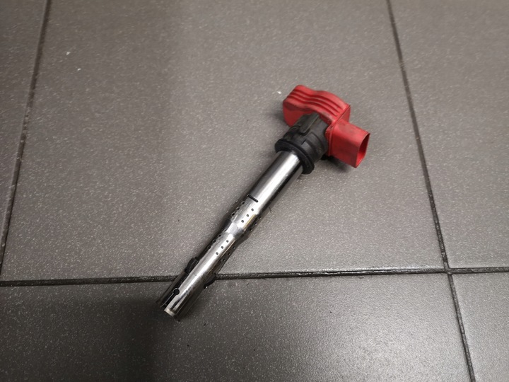 фото №1, Катушка зажигания a8 d3 4.2 fsi bvj 5da358.000-631