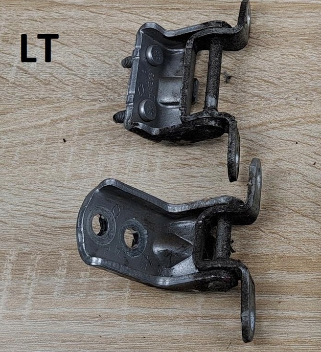 фото №1, Qashqai j10 ky0g петли дверь левый зад комплект