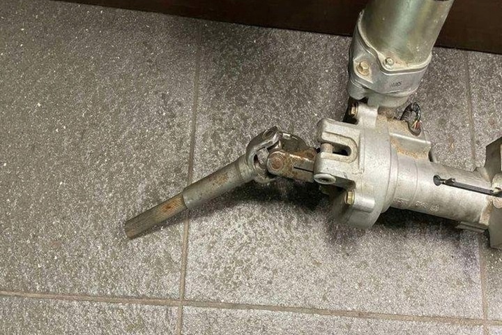 фото №7, Електричні підсилювач кермо toyota corolla verso _e12_ 4520002221