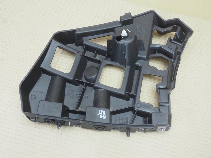 фото №15, Citroen c4 iii 9830714280 ползун крепление бампера зад правые