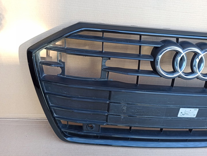 фото №5, Решітка радіатора решітка audi a6 c8 4k0853651c pdc