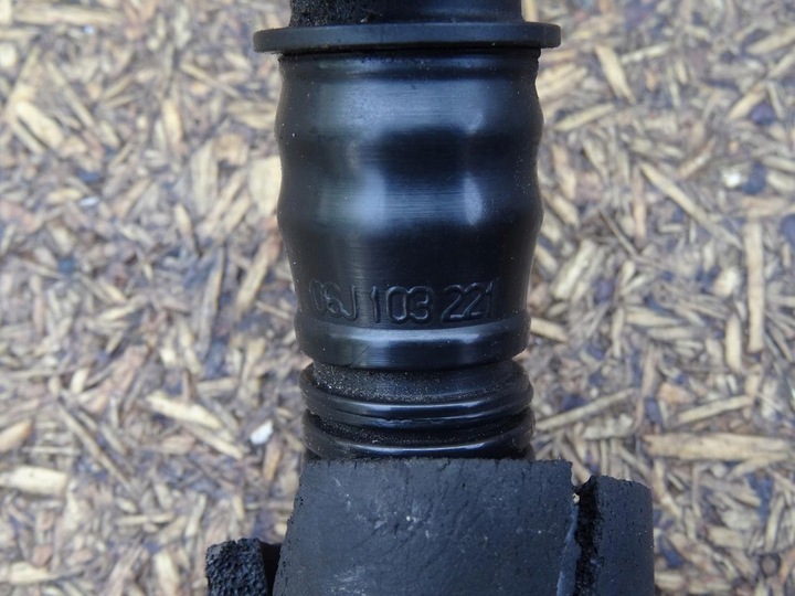 фото №10, Audi a3 8p golf vi gti 2.0 tfsi cawb трубка шланг воздуха 06j103221