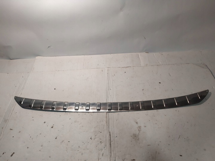 фото №1, Планка бампера зад багажника peugeot 2008