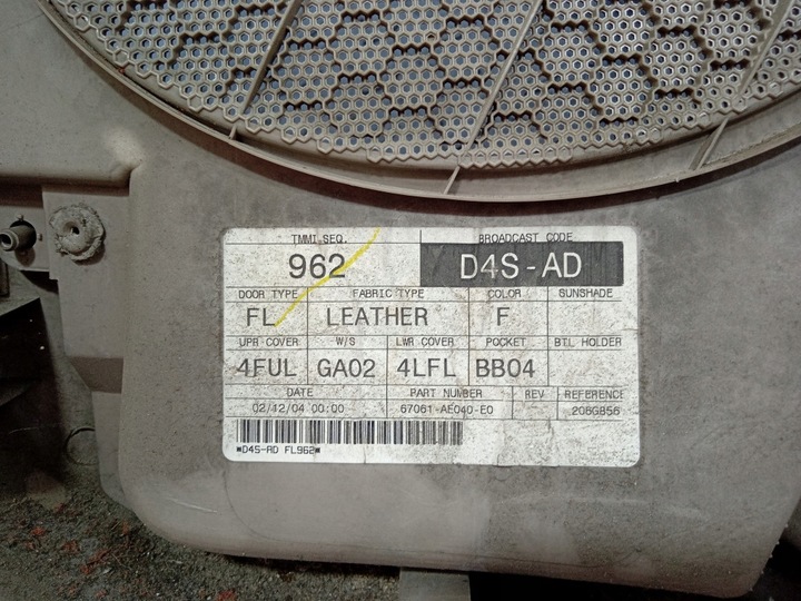 фото №8, Toyota sienna ii xl20 03- оббивка двері перед ліва боковина