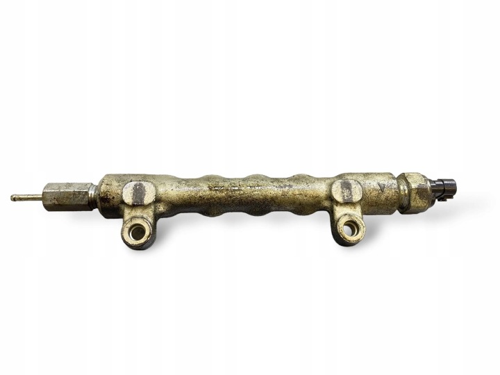 фото №7, Toyota auris 150 2000cm3 дизель трубка  топливный dens0