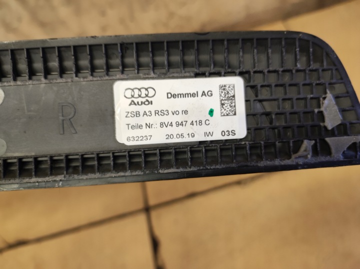 фото №9, Молдинг пороговая подсвечиваемая правая перед audi rs3 8v