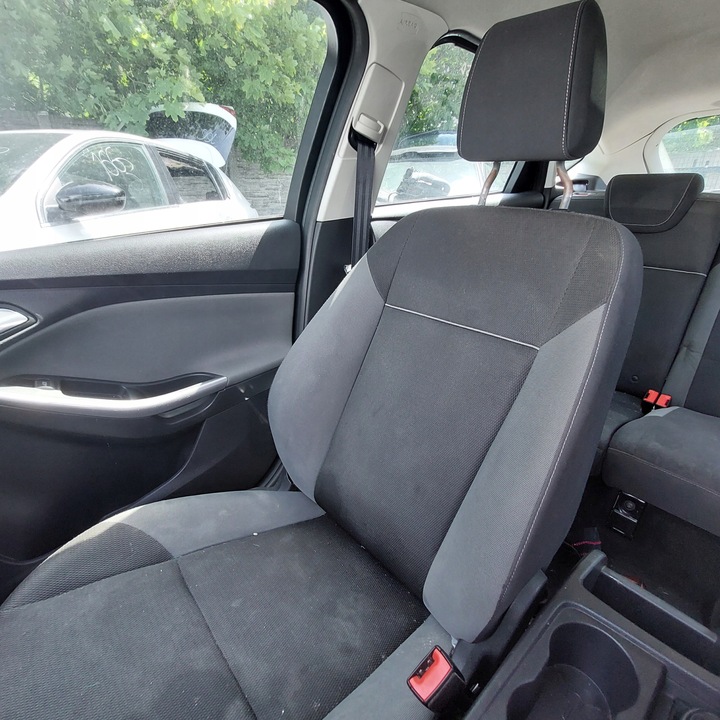 фото №7, Ford focus mk3 5d hb сиденья перед подогрев сиденье диван задняя комплект