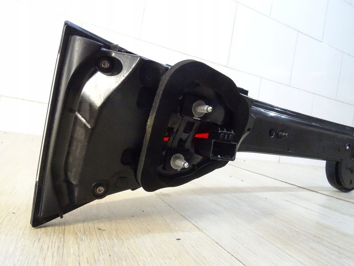 фото №11, Vw id4 лампа накладка задня зад 11a945093 llu